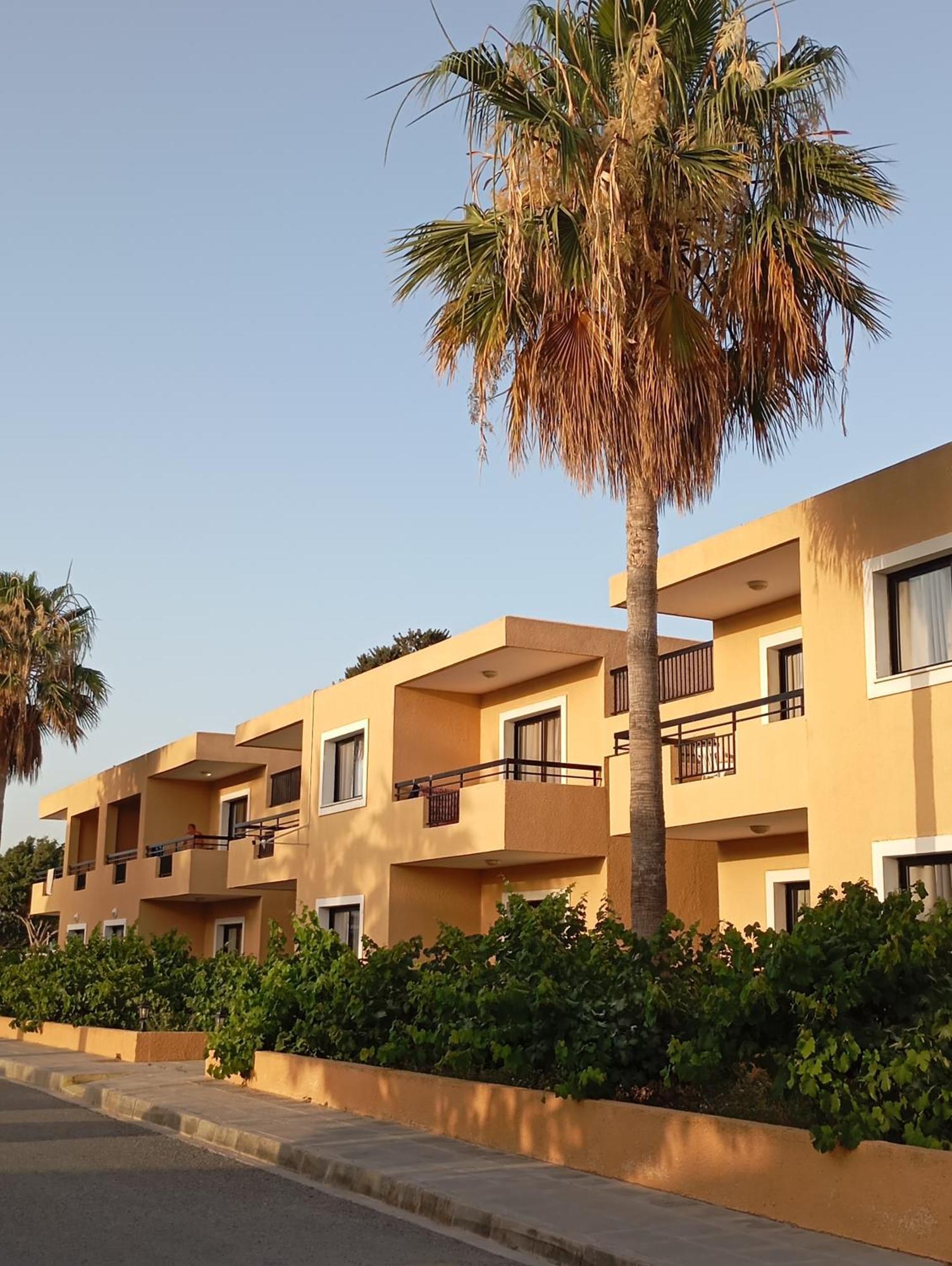 Pagona Holiday Apartments Pafos Exterior foto