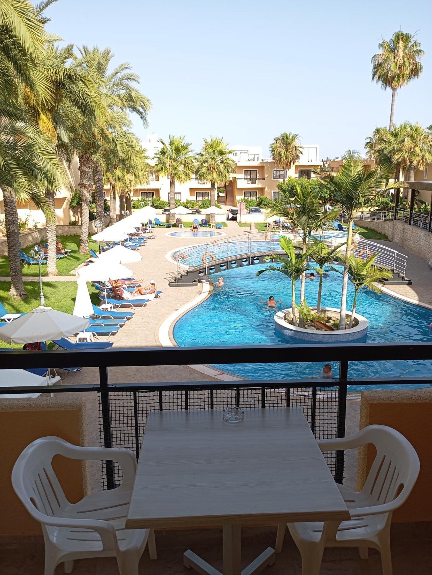 Pagona Holiday Apartments Pafos Exterior foto
